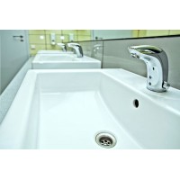 Смеситель бесконтактный смеситель для умывальника Oras Electra 6120F